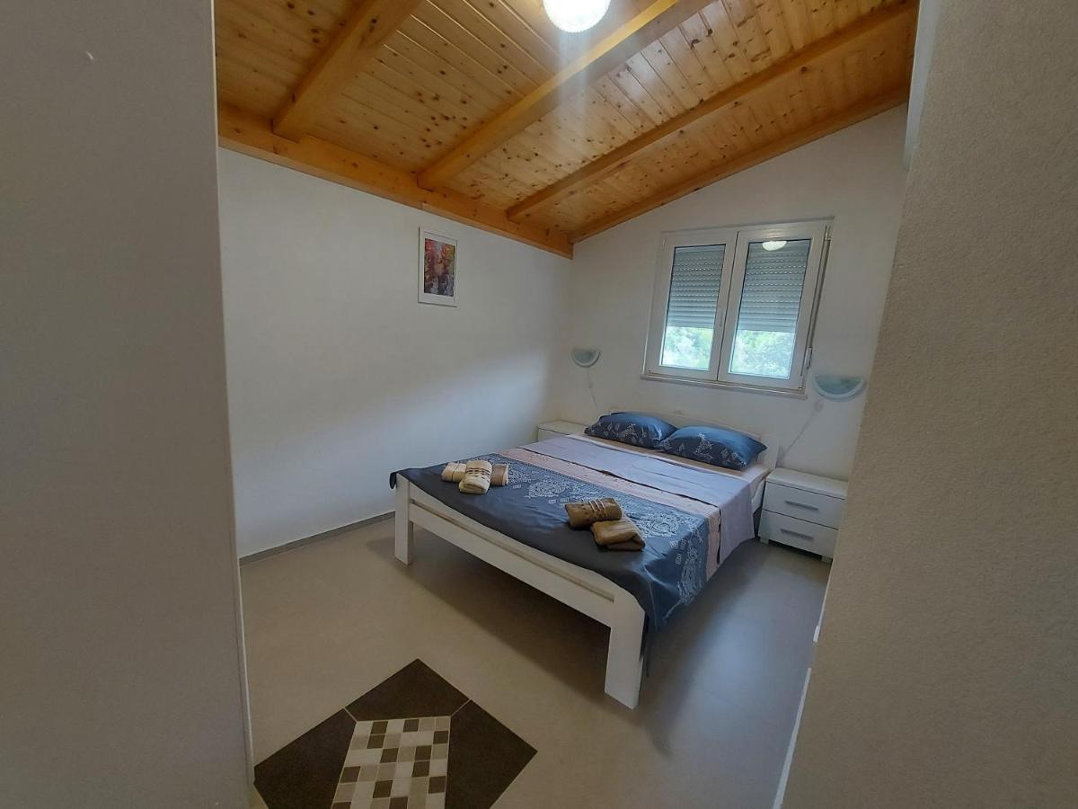 Dk Apartments Krasici Tivat Eksteriør bilde