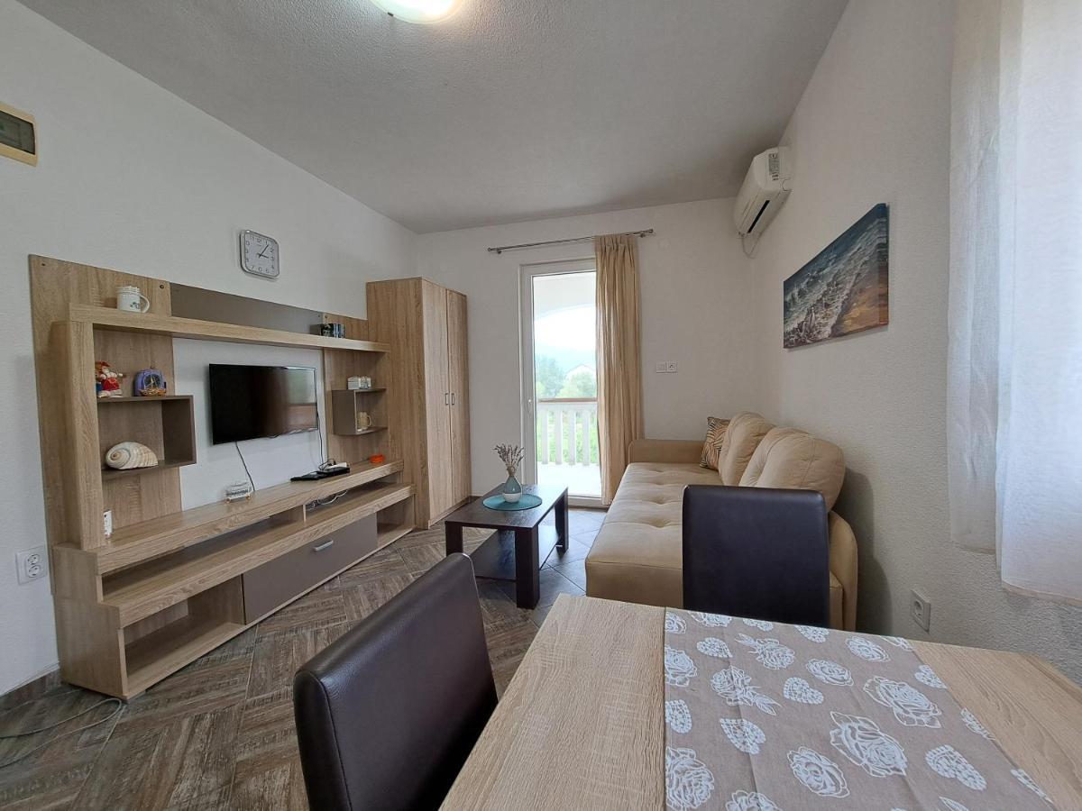 Dk Apartments Krasici Tivat Eksteriør bilde